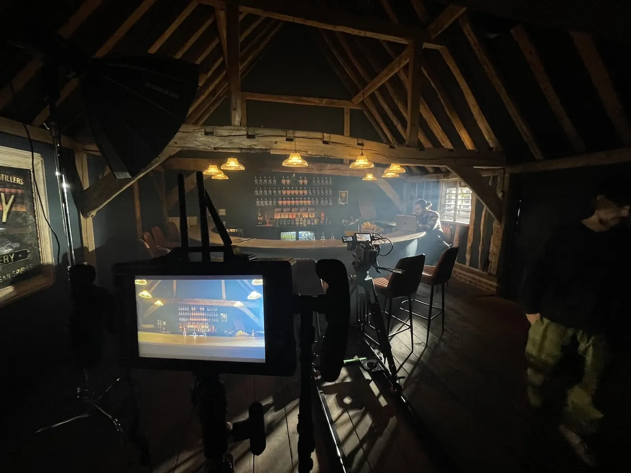 Jez Smith on set - behind the scenes 39