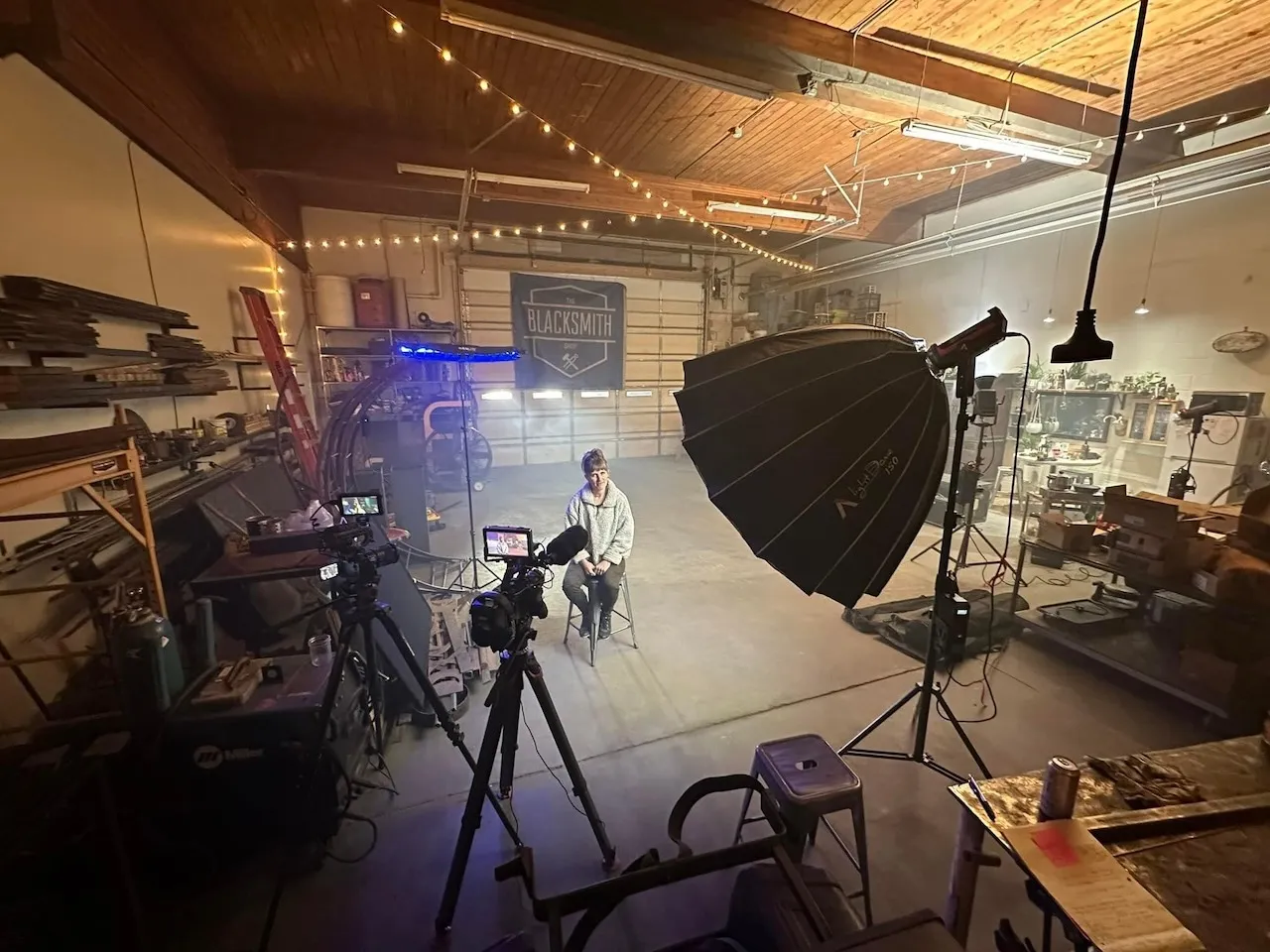 Jez Smith on set - behind the scenes 57