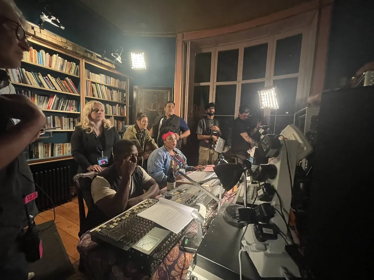 Jez Smith on set - behind the scenes 67