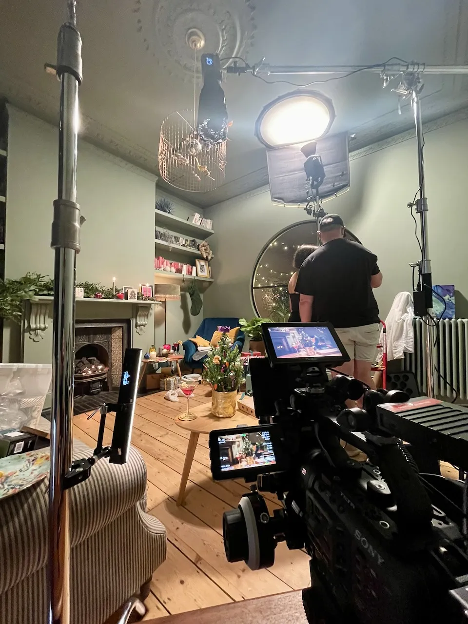 Jez Smith on set - behind the scenes 78