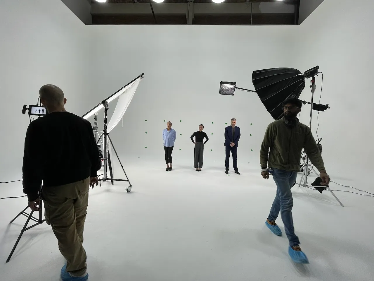 Jez Smith on set - behind the scenes 82