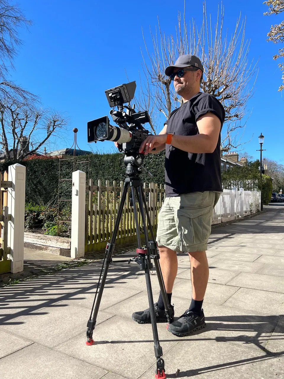 Jez Smith on set - behind the scenes 112
