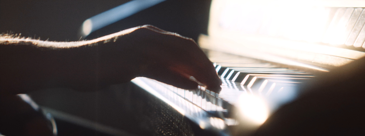 Deep Blue Sea - image 2